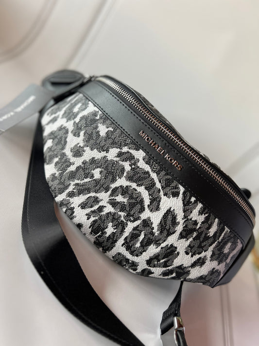 Banano de hombre, Michael Kors