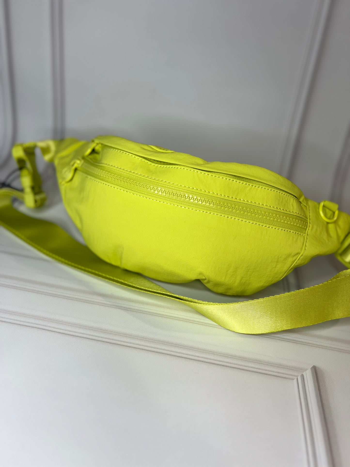 Riñonera / Banano Steve Madden