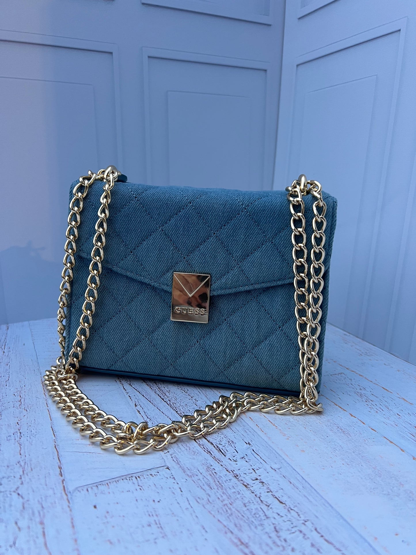 Crossbody Guess