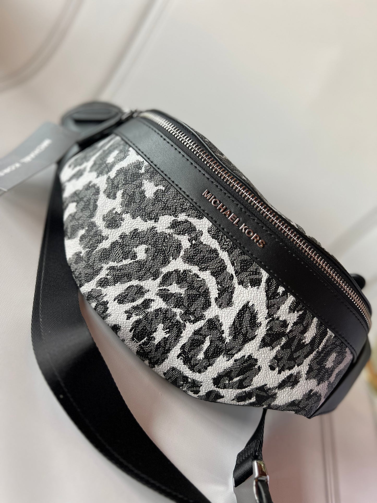 Banano de hombre, Michael Kors