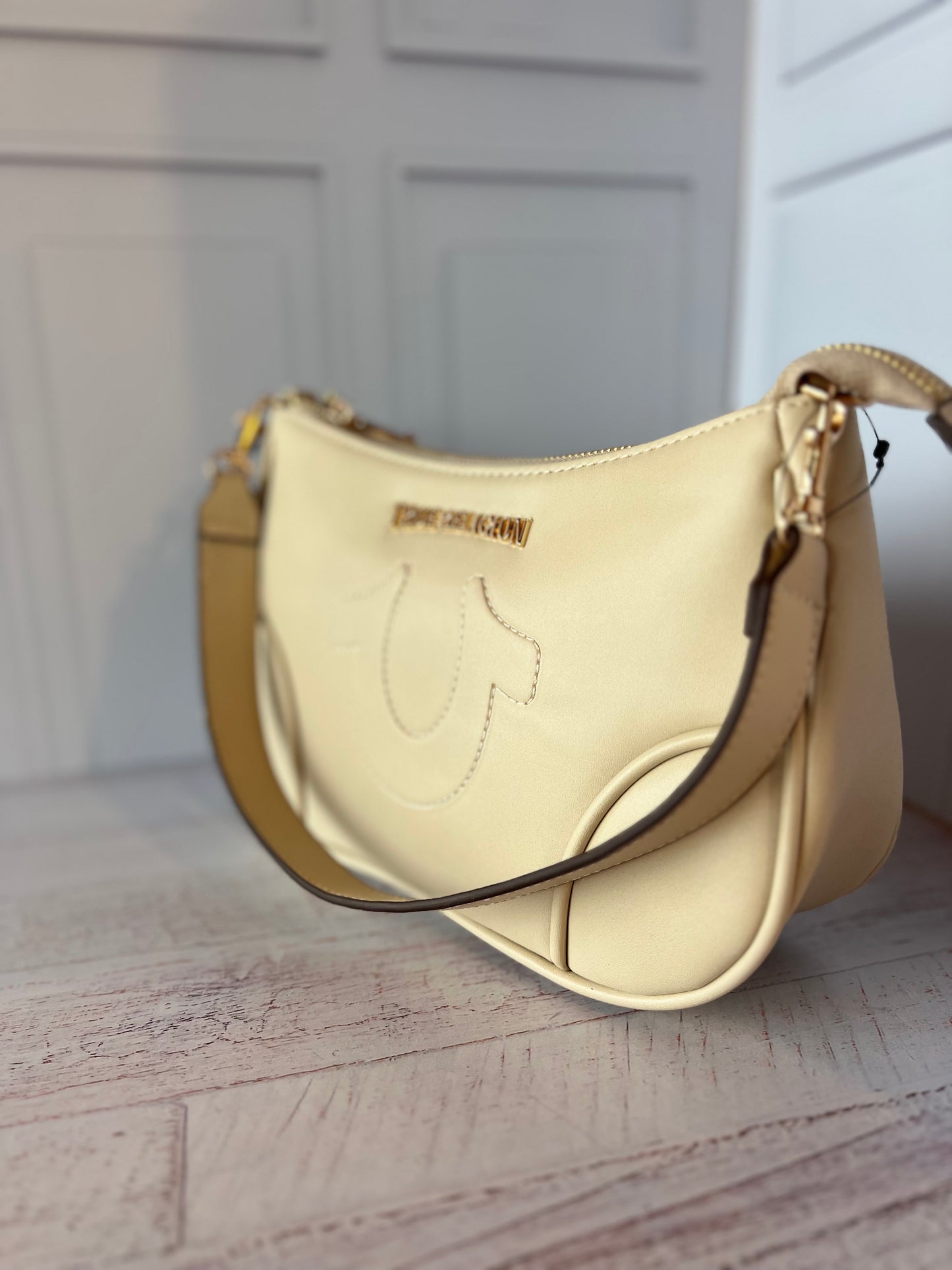Crossbody True Religion