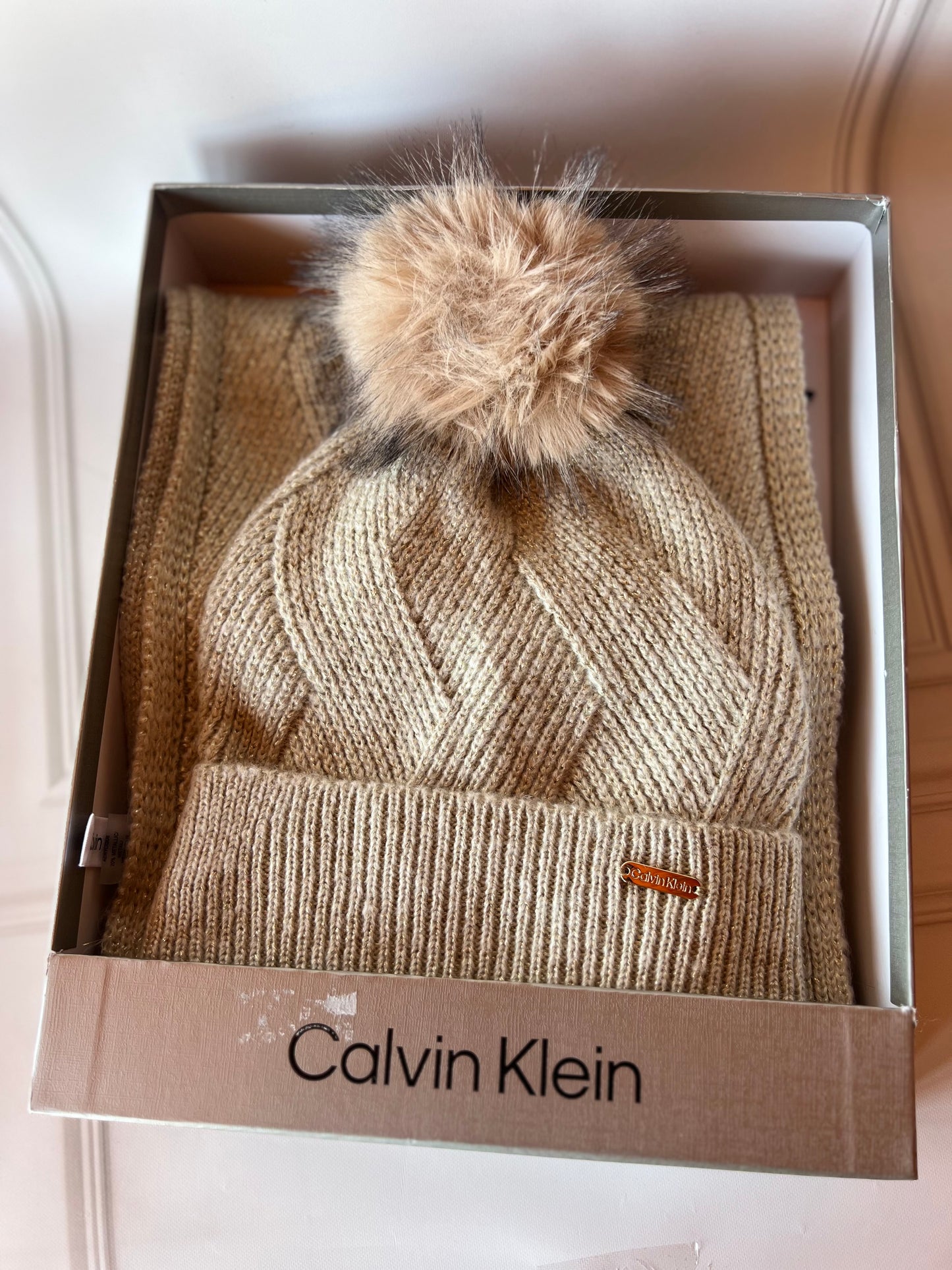 Set de Bufanda y Gorro de CK