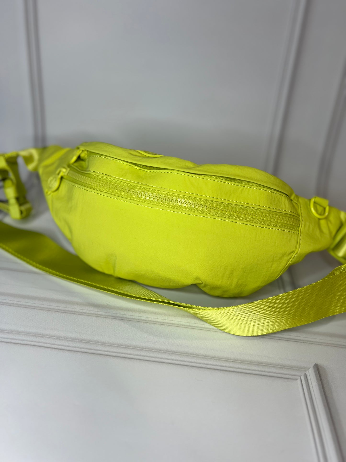 Riñonera / Banano Steve Madden